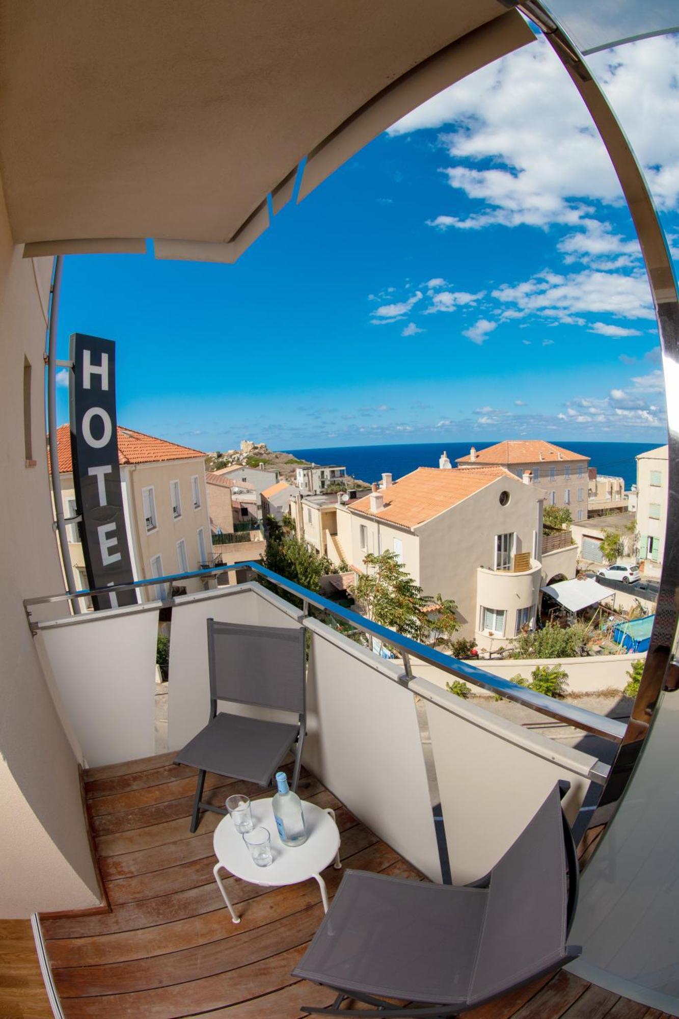 Hotel Mediterranee Calvi  Exterior photo